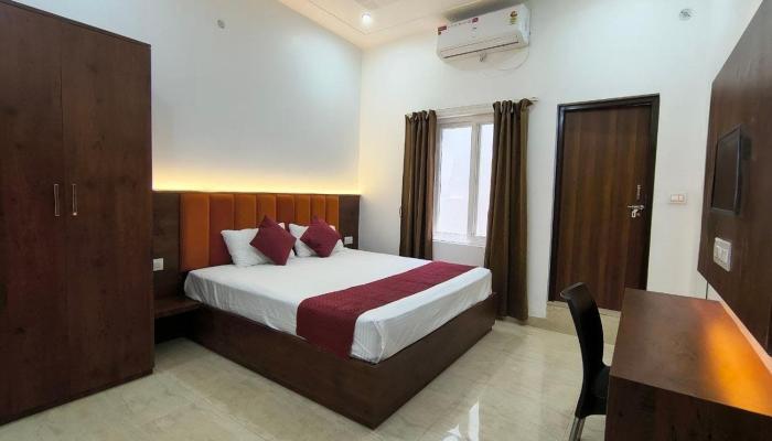 Aarambh Home Stay