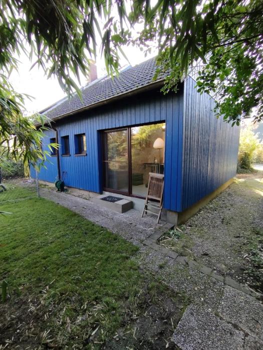 Blaues Haus - kleinere Doppelhaushälfte in Stadtkernnähe mit traumhaftem Bad und Küche