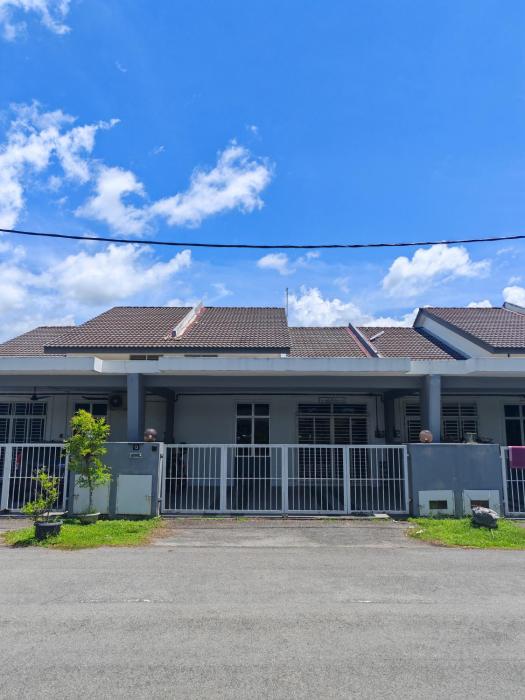 BARAQAH HOMESTAY KAMUNTING TAIPING a