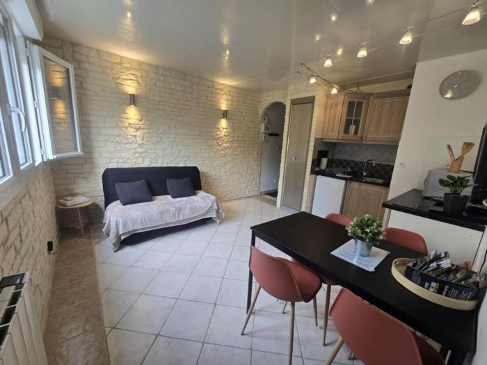 Charmant F2 à Courseulles-sur-Mer- centre et plage