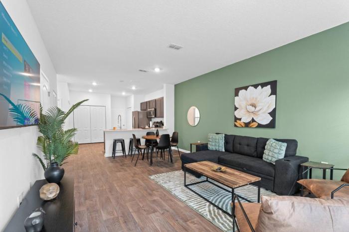 Beautiful 2BR Townhome Close to beachMayo Clinic.