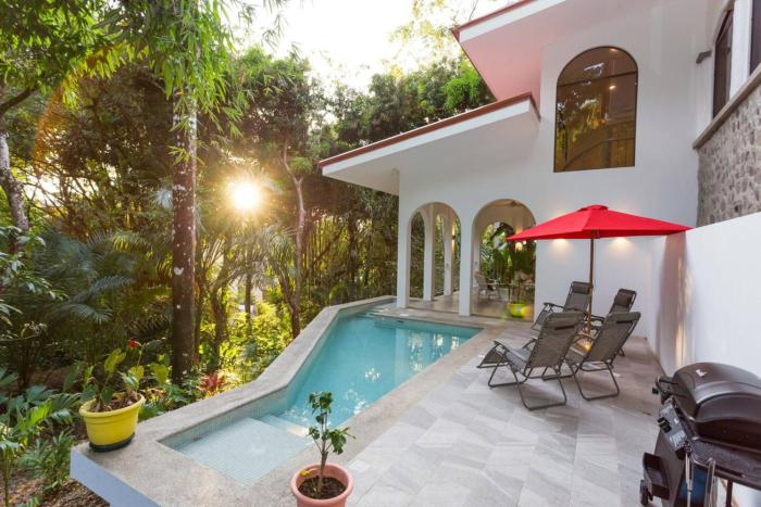 Villa Lapas, Central, Spacious and Lots of Wildlife