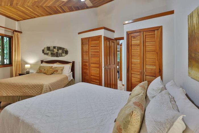 Alma Pacifica, Charming, secure and lots of wildlife