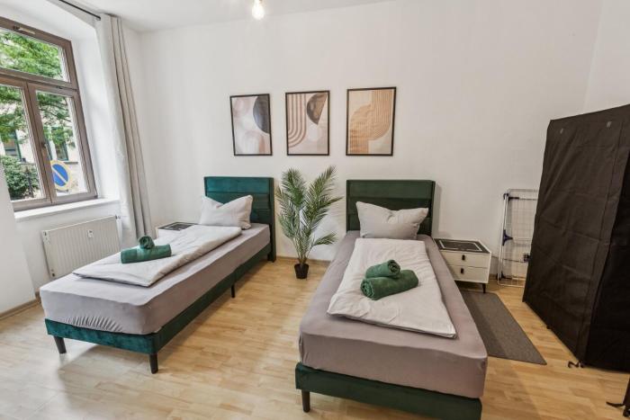 Monteurwohnung bis 16 Personen WLAN, Waschmaschine, Smart-TV, Balkon