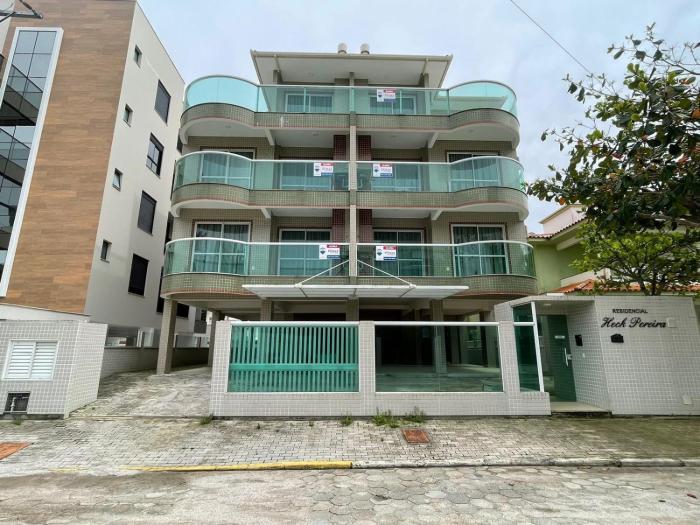 Cód 35 - Apartamento a 80 metros do Mar