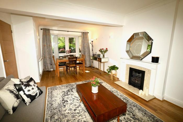 Entire Bright & Spacious Apartment in Greater London, United Kingdom