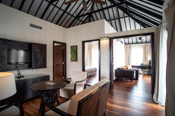 3Bed Room Palm Tree Water Villa 111 Holidays