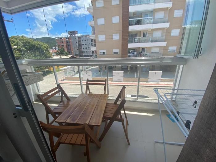 cód 88- Apartamento aconchegante á 100m do mar
