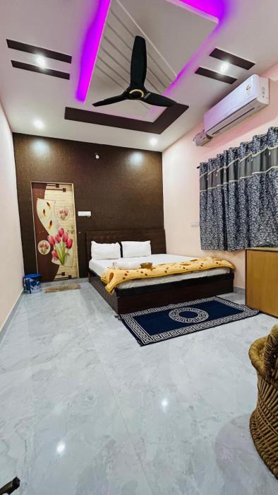 Tarzan Homestay Hampi
