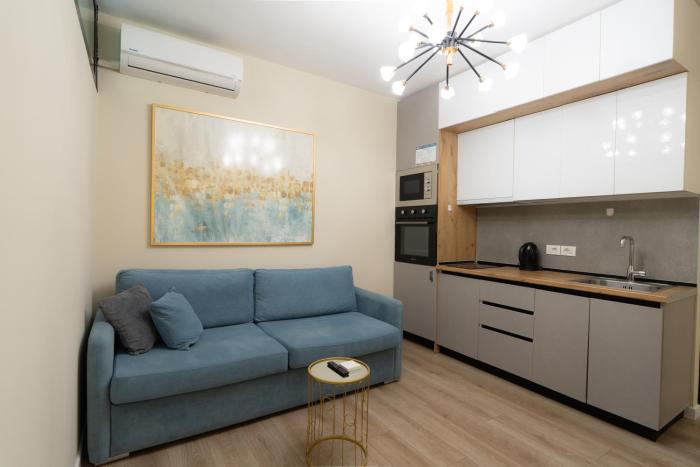 Misty Blue Apartment - Near Artificial Lake of Tirana