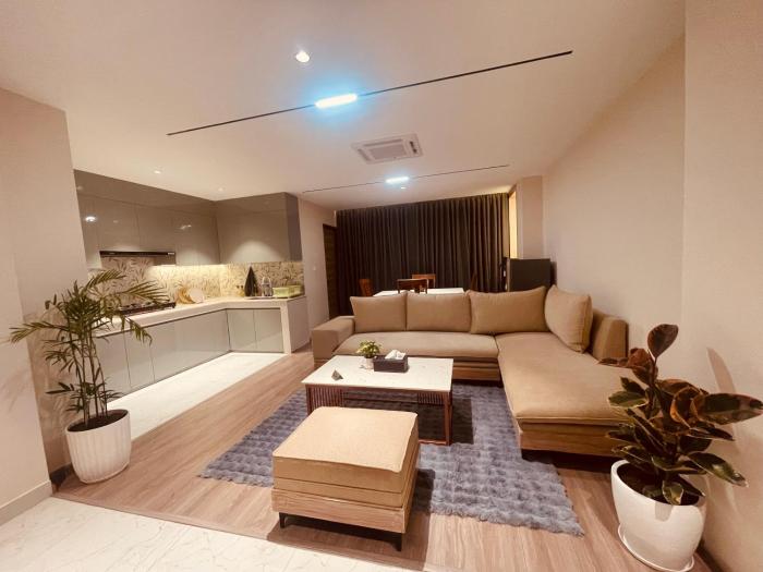 LA Apartment