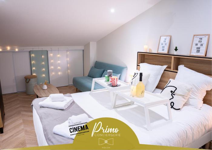 Au 7ème Art Cinéma Room BY PRIMO