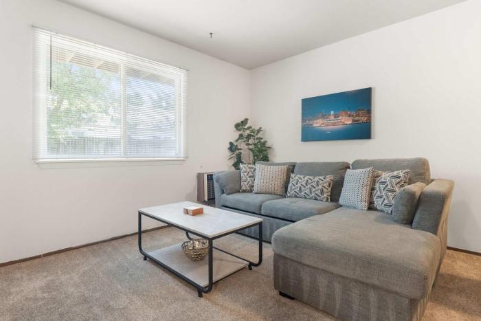 Close to Campus & Hospital with Free Parking - Fast Wifi