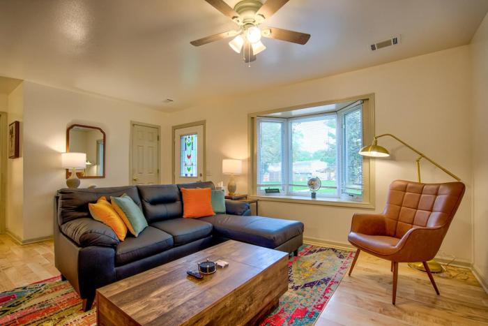 30 Day Minimum - Entire House AC Washer & Dryer