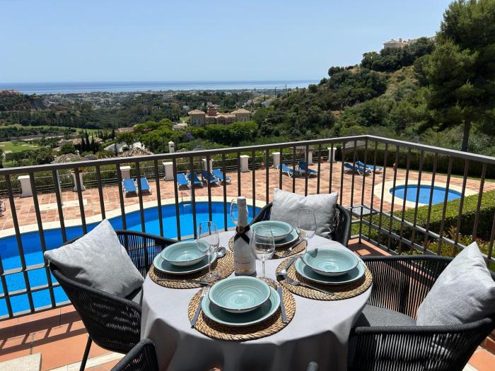 Beautiful Sea View Apartment Marbella-Benahavis