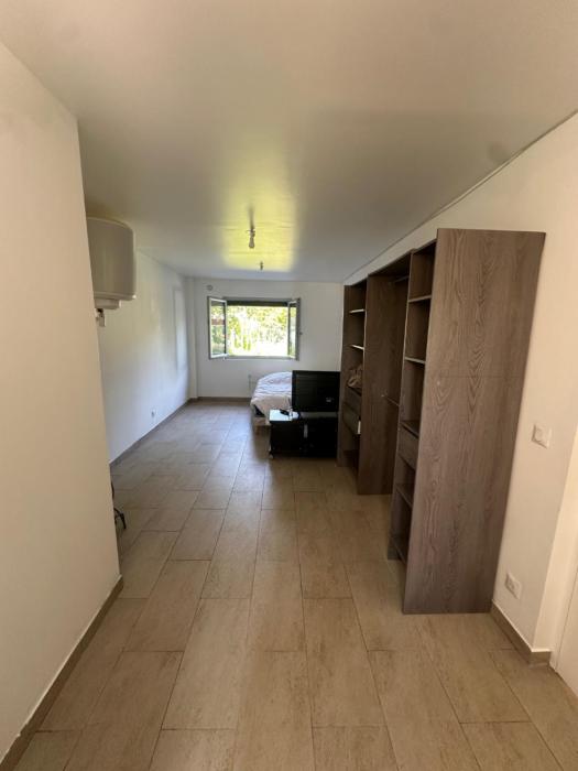 Studio dans une maison 3