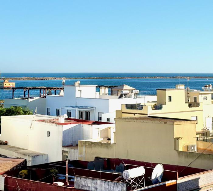 Casa do Professor Charmantes Lehrerhaus mit Dachterrasse in Fuseta