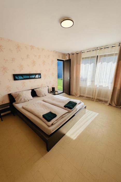 Helle 2-Zimmer Erdgeschosswohnung mit Terrasse