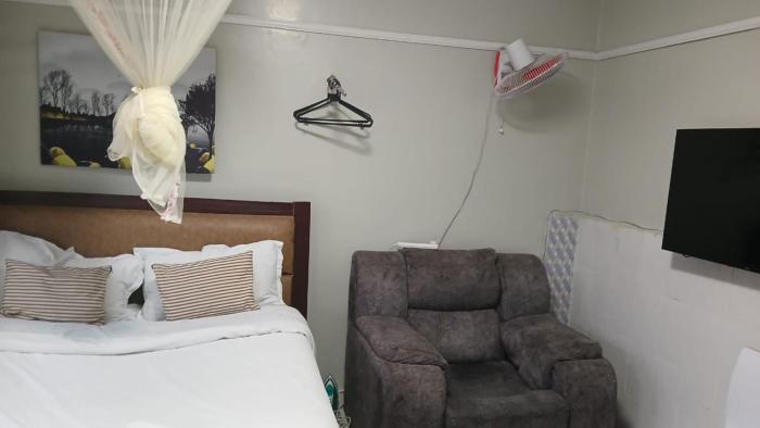 Furnished bedsitter at section 58