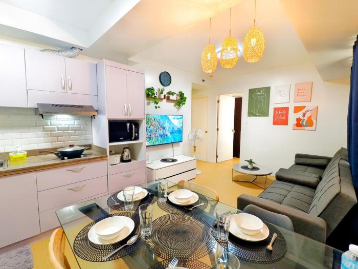 2114T2 Avida Towers Cebu IT Park 2BR Unit 2 Toilet 2 TV