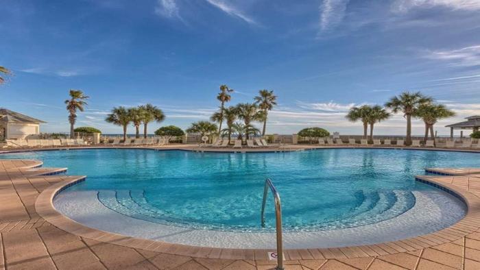 Bristol 109 - Beachfront Unit on Ground Floor-Steps to the Pool