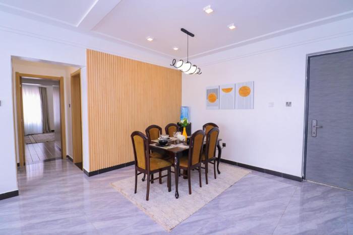 executive elegant wanderers rest three bedroom apartment with amazing city views, swimming pool ,gym and private ample parking space which offers not only comfortable but also luxurious lifestyle