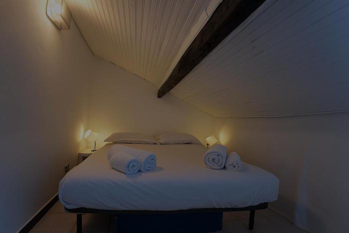 Xenia - 2room apartment in Via Vico Del Duca 4