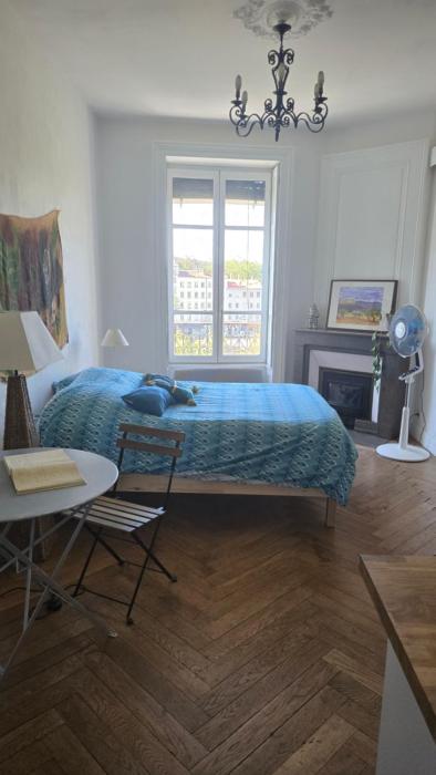 Cocon au pied de la Croix Rousse