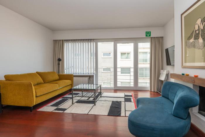 Stylish apartment with sea view for 4 people