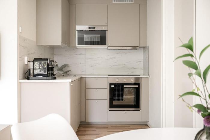 Nyrenoverad lägenhet med perfekt läge nära Elmia