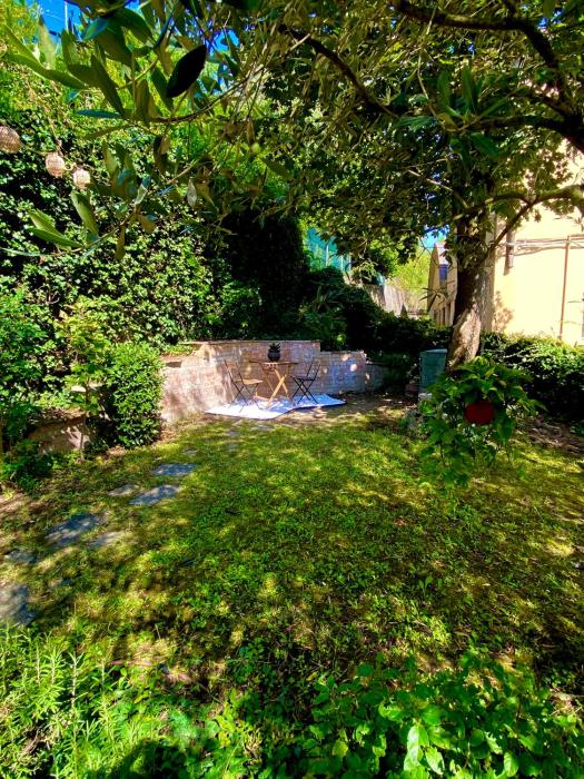 Michelangelo Green Corner