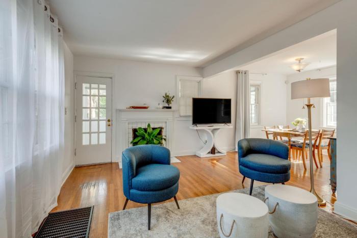 Nashvilles Primrose Cottage in Hip Belmont Area