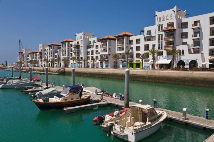 wonderful 2 bedroom flat for couple in marina T23516F