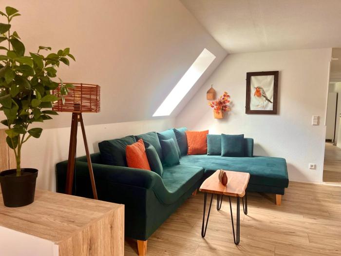 Moderne Ferienwohnung mit Balkon & WLAN - zentral