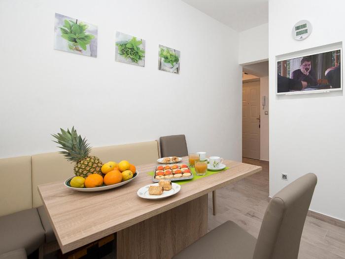 Apartment Bal