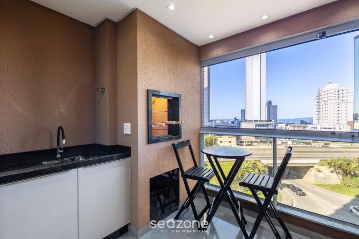 Apto c Churrasqueira a 400m da Praia CARA0501