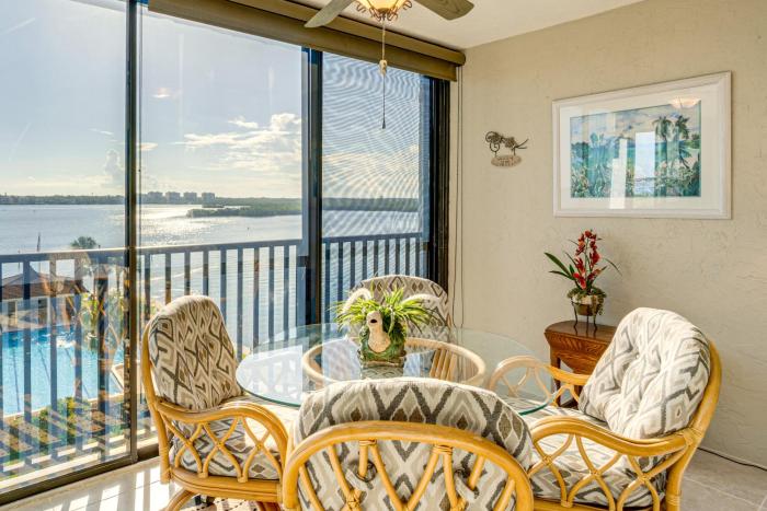 Walk to Turtle Beach! Bayfront Unit with Pool and Dock