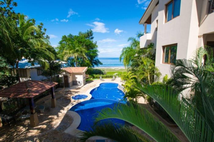 Sol Y Mar 3b Beachfront 3br Condo Playa Hermosa