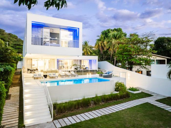 Beachfront Luxury Villa W Pool Sunset Casa De Lys