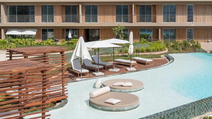 Luxury Flats with Pool in Quarteira by LovelyStay