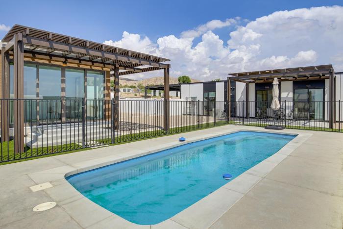 Mtn-View Retreat with Pool in Desert Hot Springs