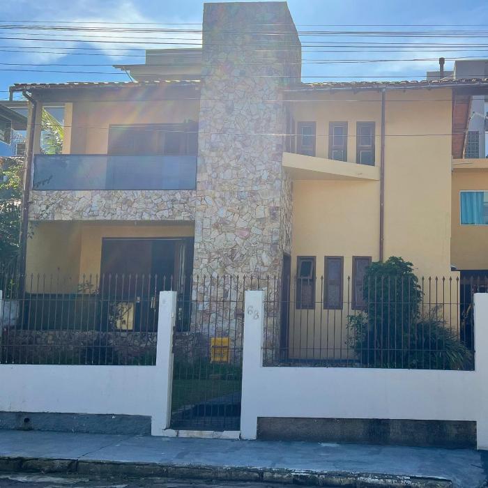 Apartamento no Andar Inferior na Praia da Vila em Imbituba