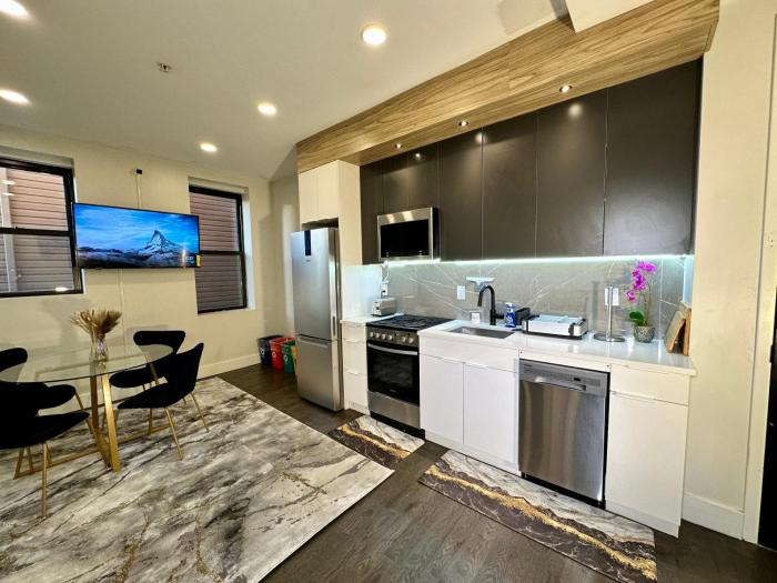 BP STAYS - Hotel-Style, No Host, Professionally Managed ID286