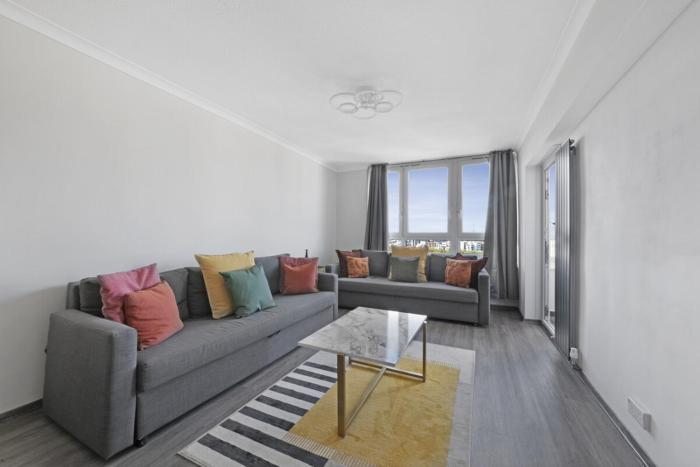 Shoreditch Central 2BR Sleeps 6 Balcony views