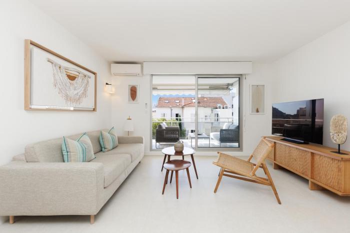 Le Paloma, High standing, 3 min beach, air conditioning, 4 Prs