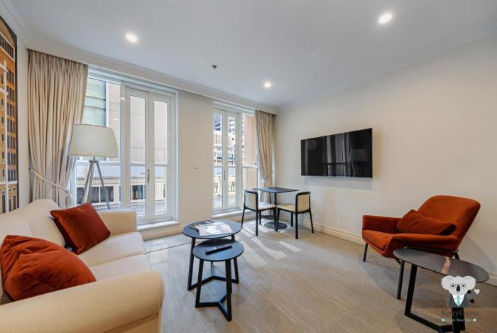 KozyGuru | Sydney CBD | Modern City Retreat