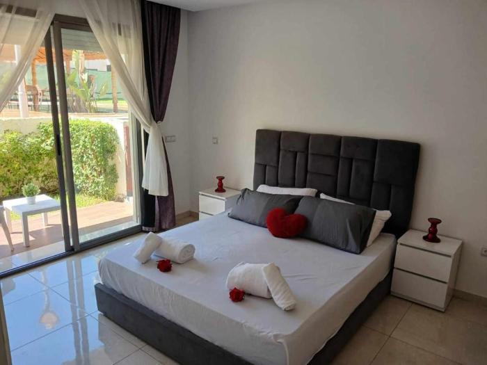 Une belle appartement de 2 chambres