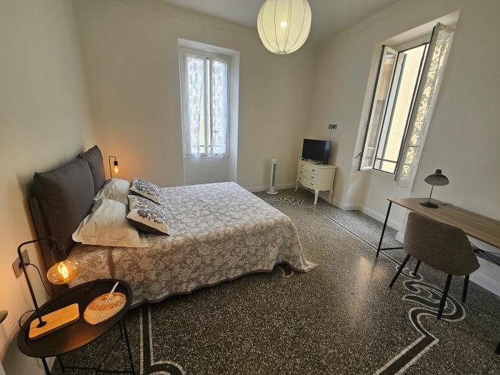 Bellissimo quadrilocale centro Arma di Taggia a 20 metri dalle spiagge