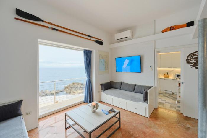 La Corsia - exclusive apartment by the sea