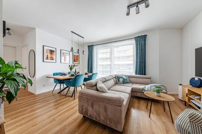 Zenit Horizon Residence with AC , Garage